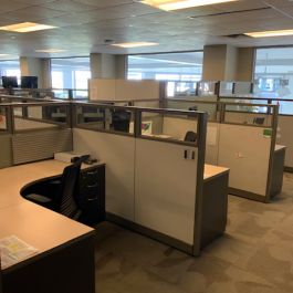 Used Steelcase Answer office furniture