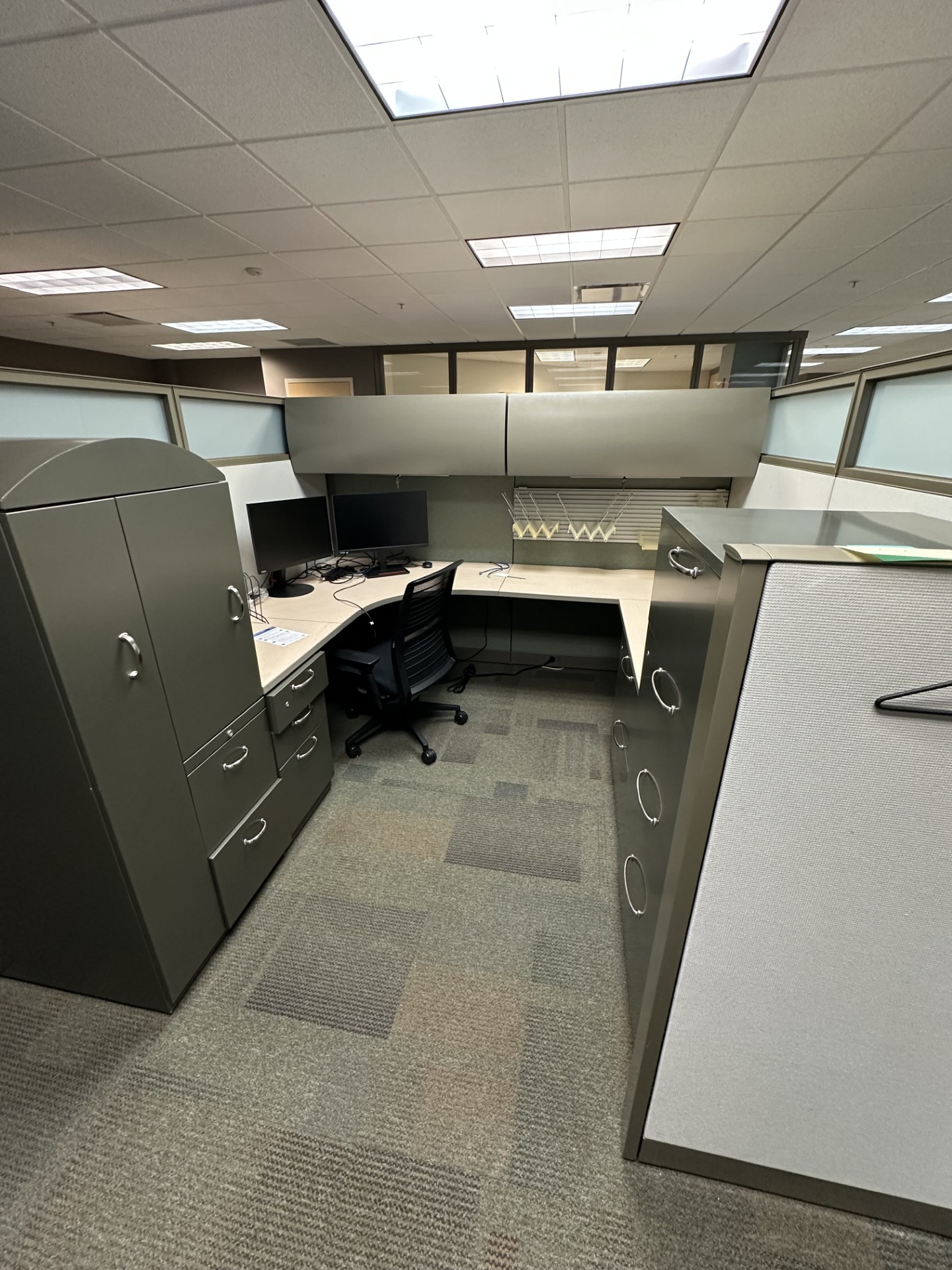 8 x 8 Steelcase Answer Workstations