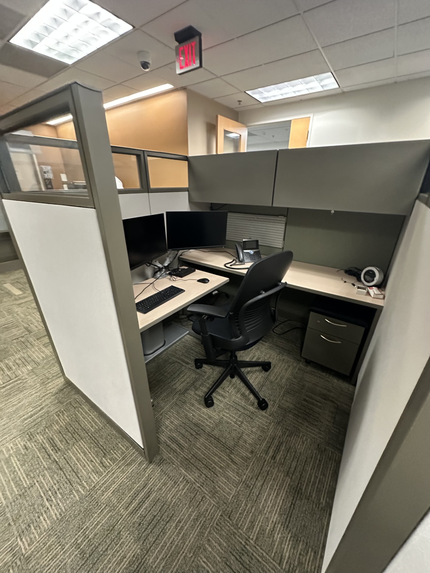 6x6 Steelcase Answer Workstations