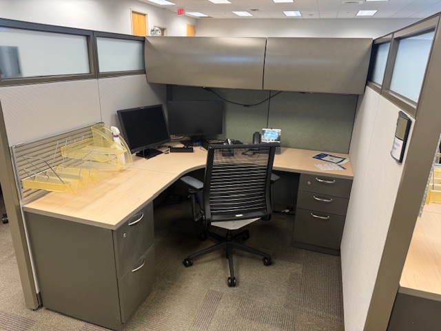 Steelcase Answer Charlotte 6x6